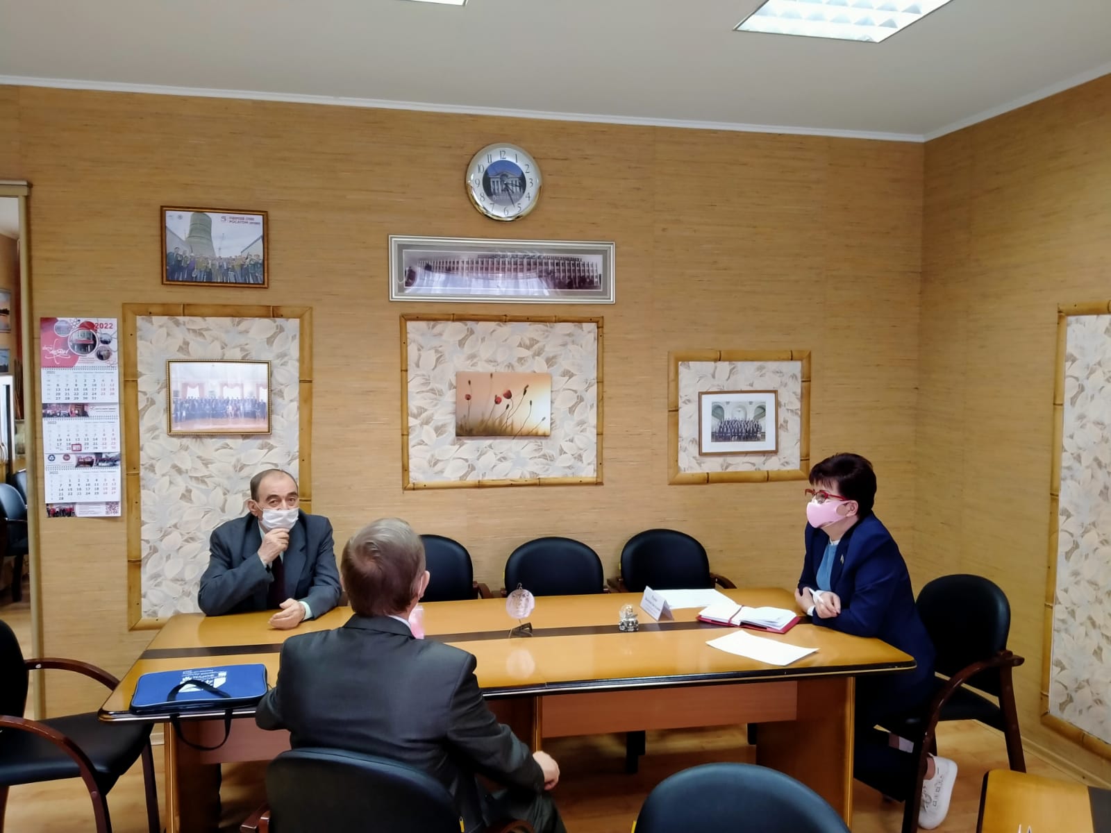 Валентина Руденко провела депутатский прием  жителей Волгодонска 